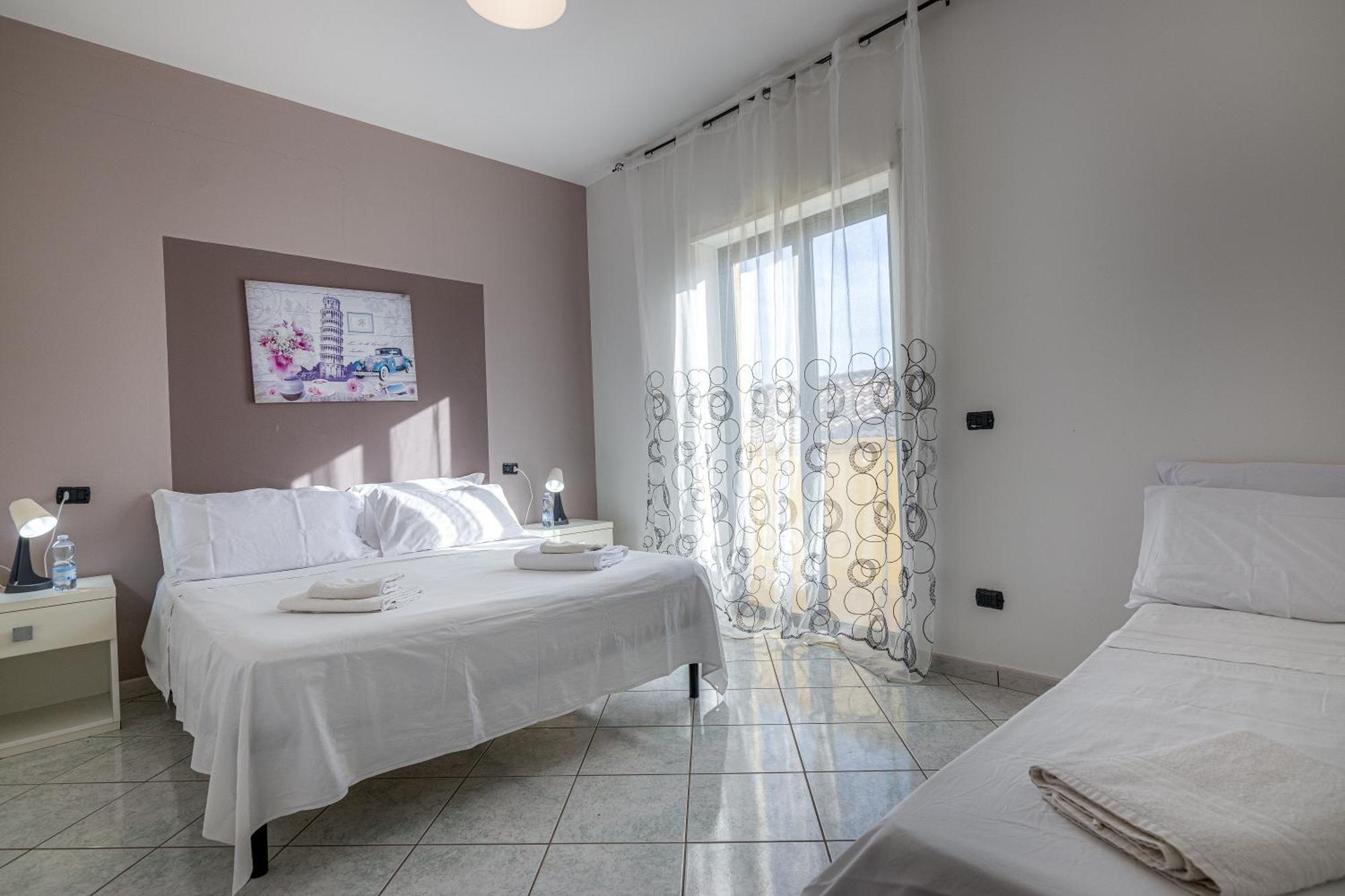 Home Le Castella Le Castella  Zewnętrze zdjęcie